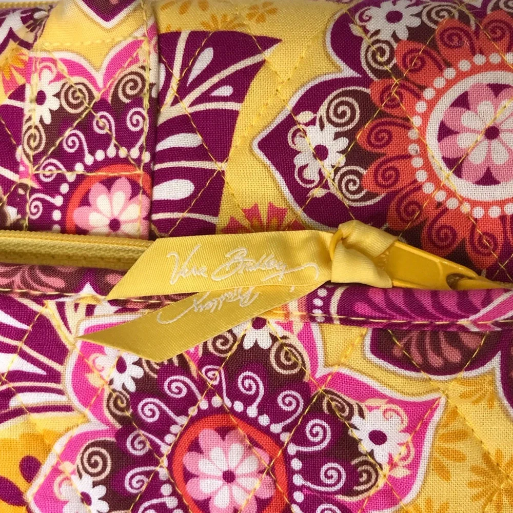 Vera Bradley Bali Gold Paisley Hard Computer Case Travel Laptop Bag
